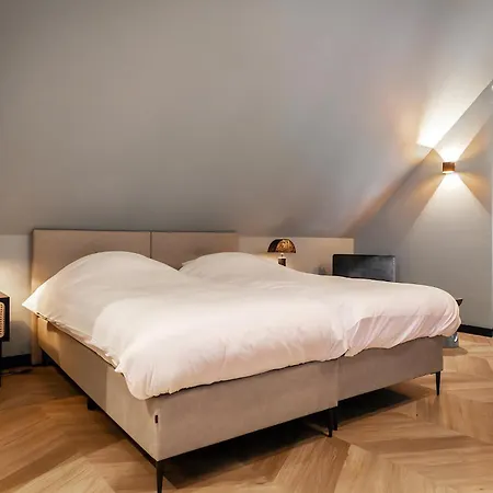 Villa H-5 Buytenveldt *